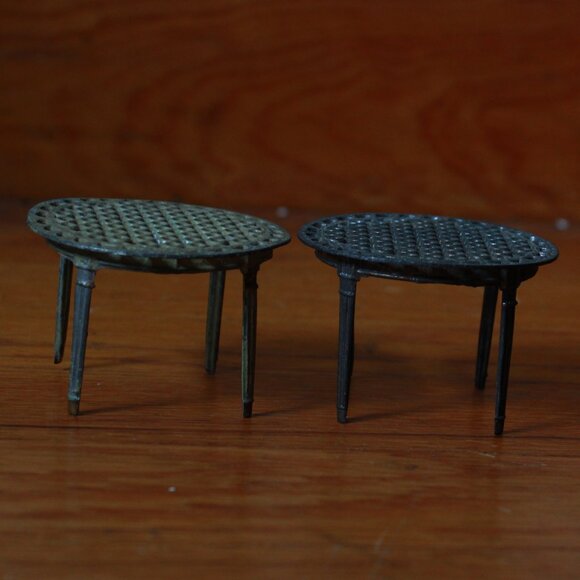 Antique Unknown Brand Miniature Dollhouse Metal Tables & Chairs - Picture 5 of 8